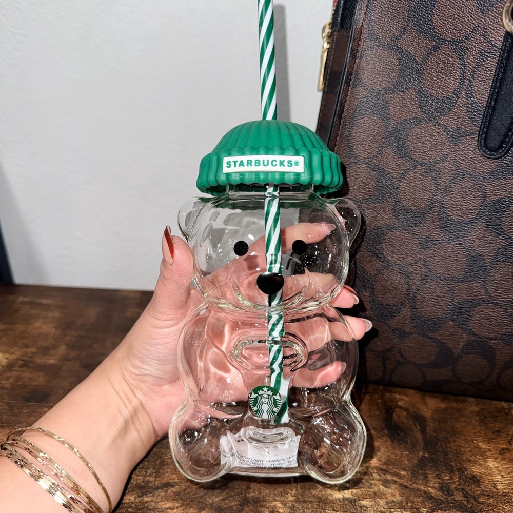 Starbucks Clear Glass Bearista Cup ✨